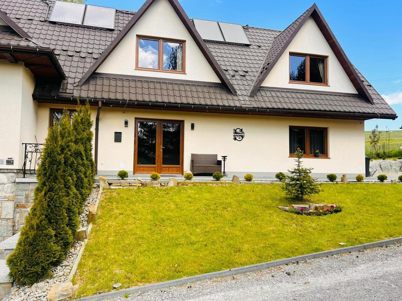 Apartmán Stella Haus Dzianisz Exteriér fotografie